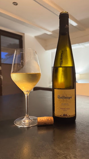 Ein Riesling von Domaine Wolfberger aus Colmar im Elsass